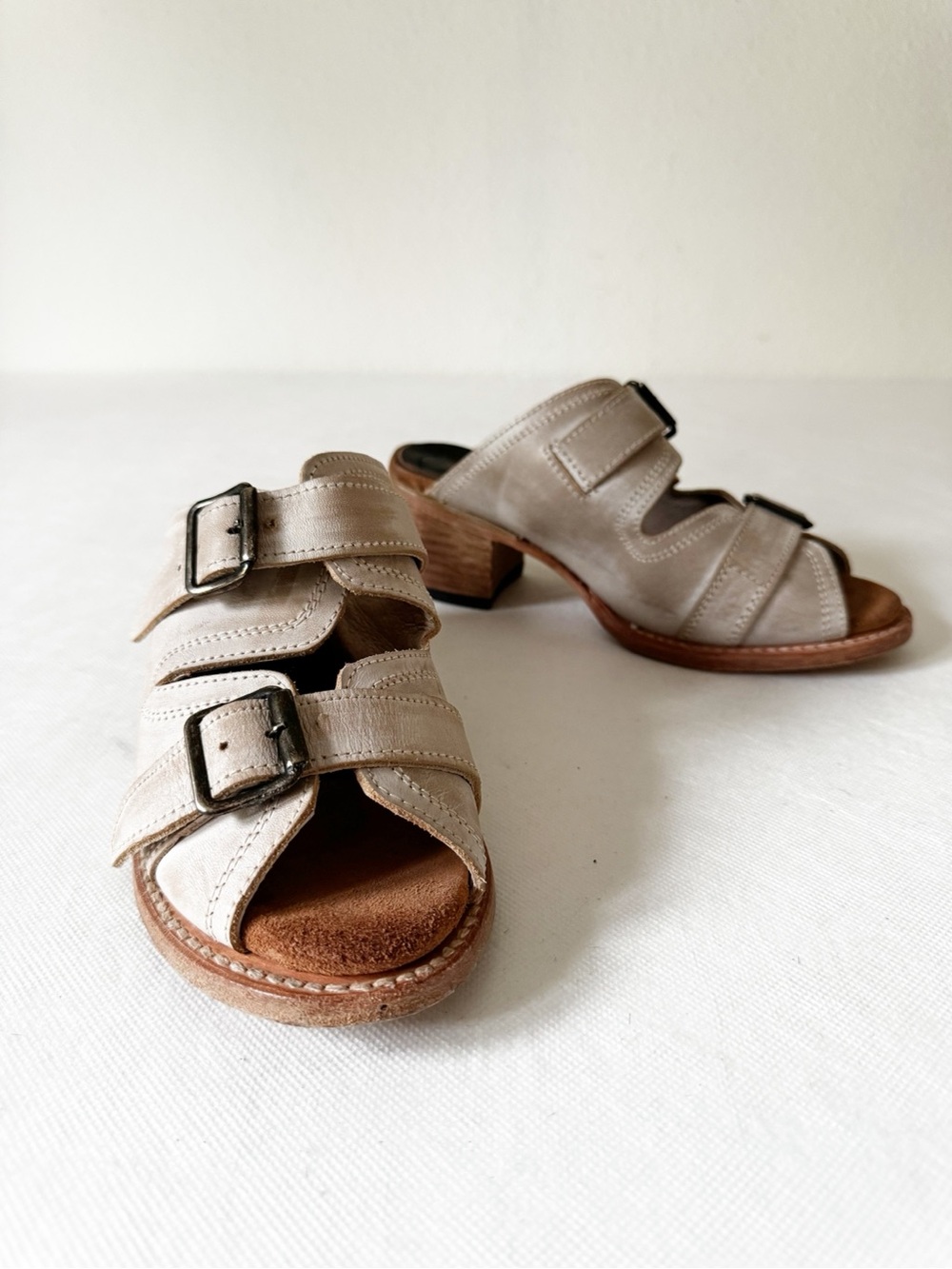 Freebird Caprice Leather Buckle Clog Mules Distressed Sandal Boho Chic 7 Rustic